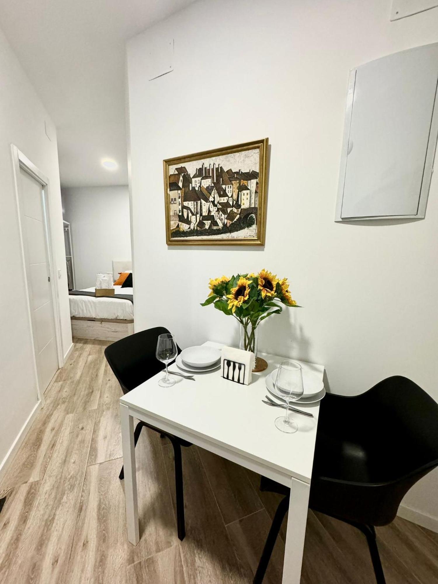 Apartamentos Madrid Connection - Universidad By Oshun Apartments Buitenkant foto