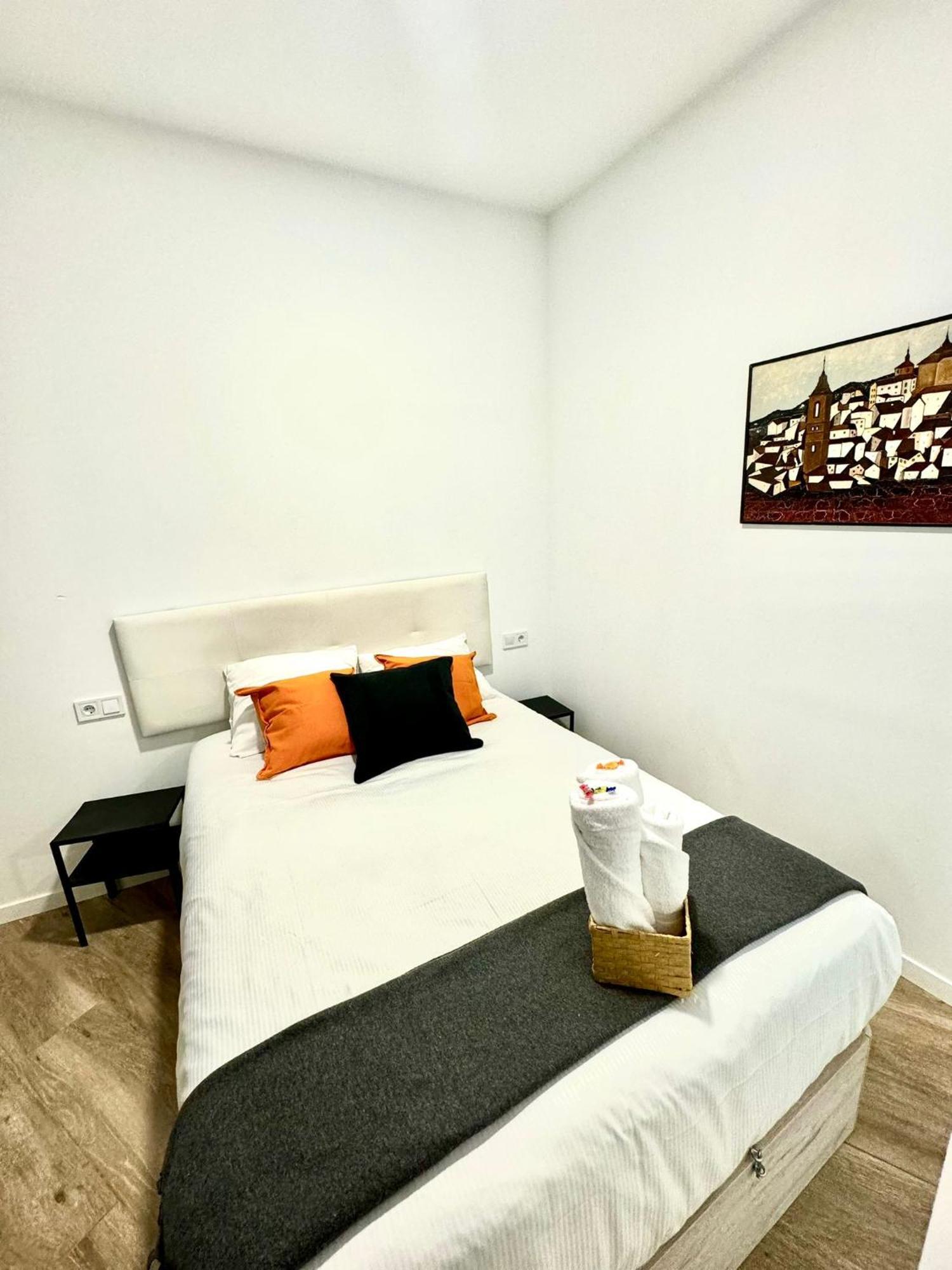 Apartamentos Madrid Connection - Universidad By Oshun Apartments Buitenkant foto