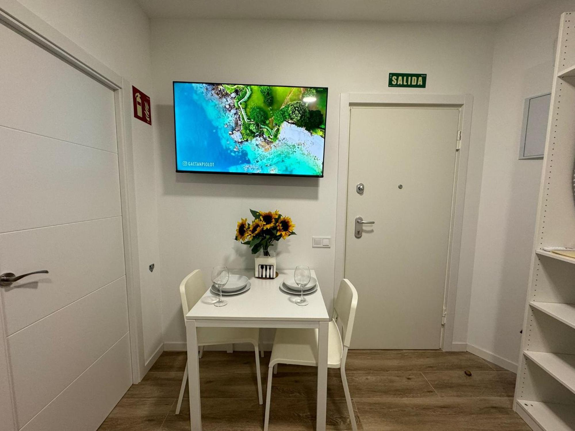 Apartamentos Madrid Connection - Universidad By Oshun Apartments Buitenkant foto