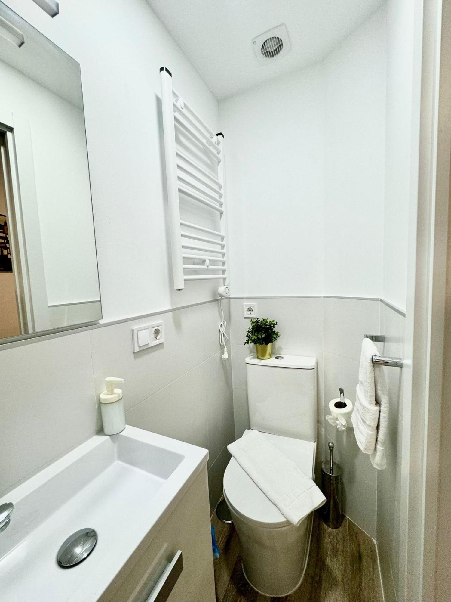 Apartamentos Madrid Connection - Universidad By Oshun Apartments Buitenkant foto