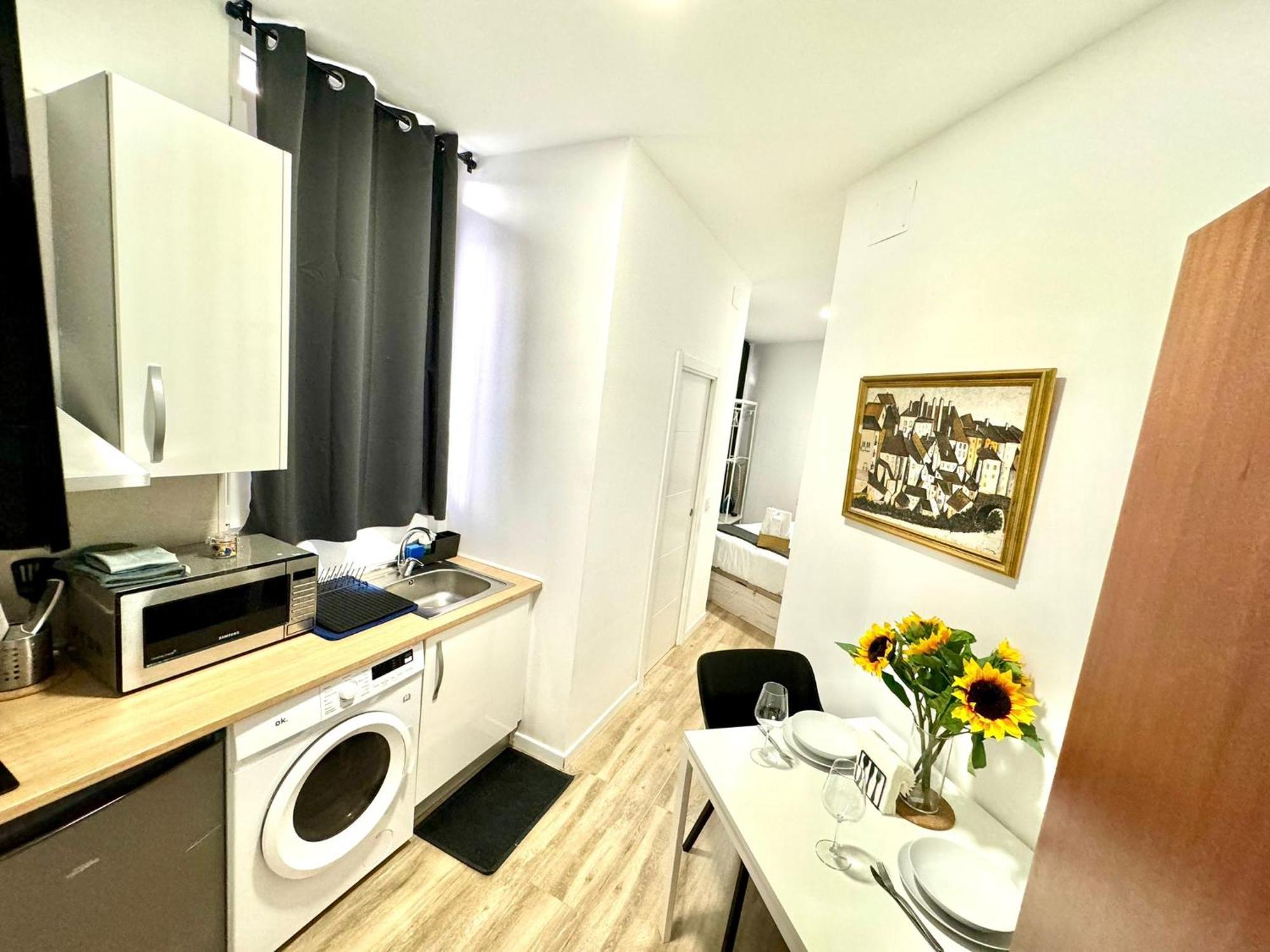 Apartamentos Madrid Connection - Universidad By Oshun Apartments Buitenkant foto