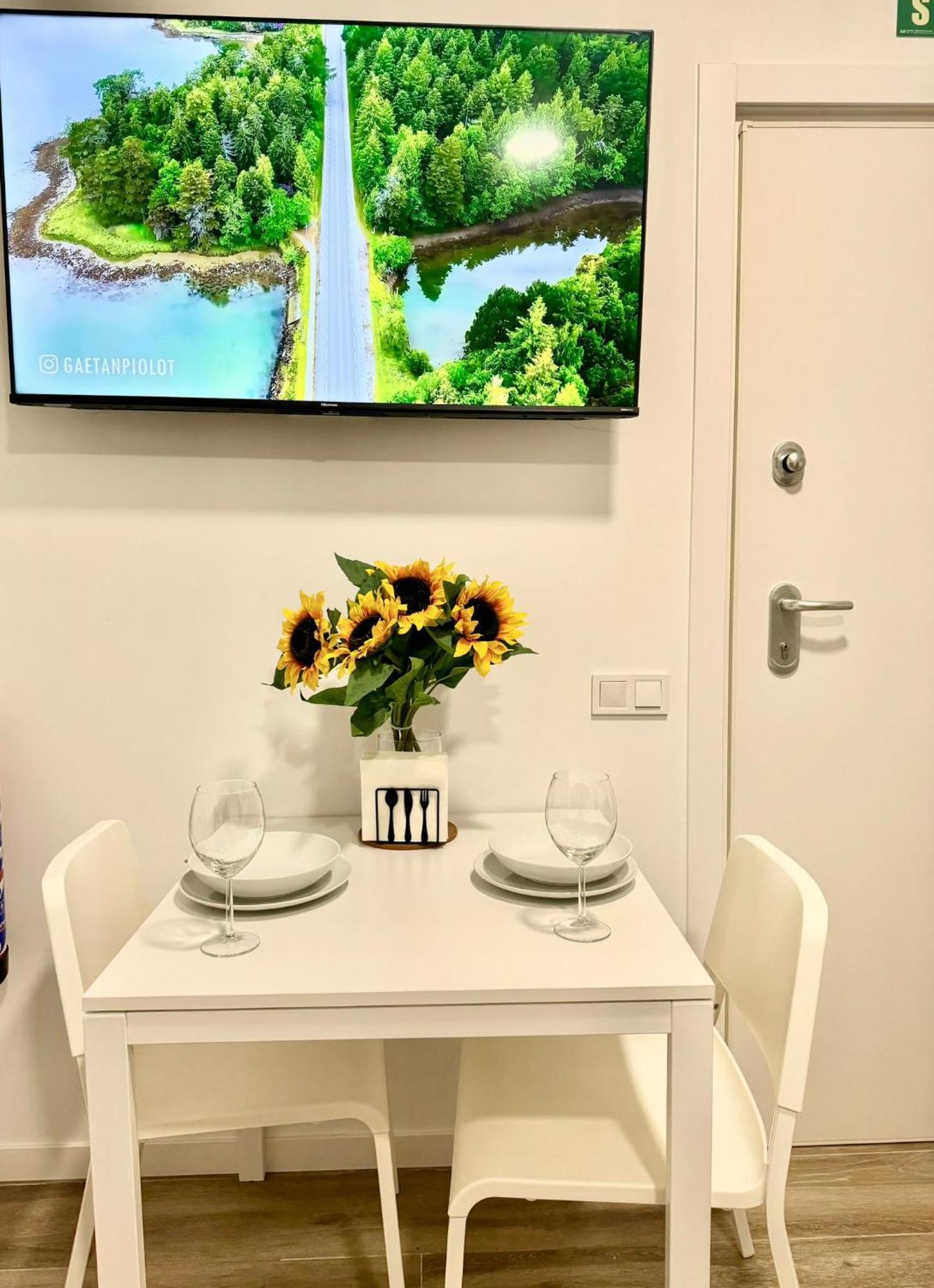 Apartamentos Madrid Connection - Universidad By Oshun Apartments Buitenkant foto